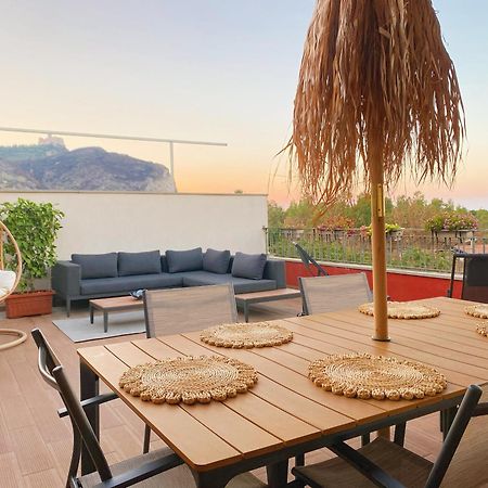 Apartamento La Casa Di Rosa Oliveri Exterior foto
